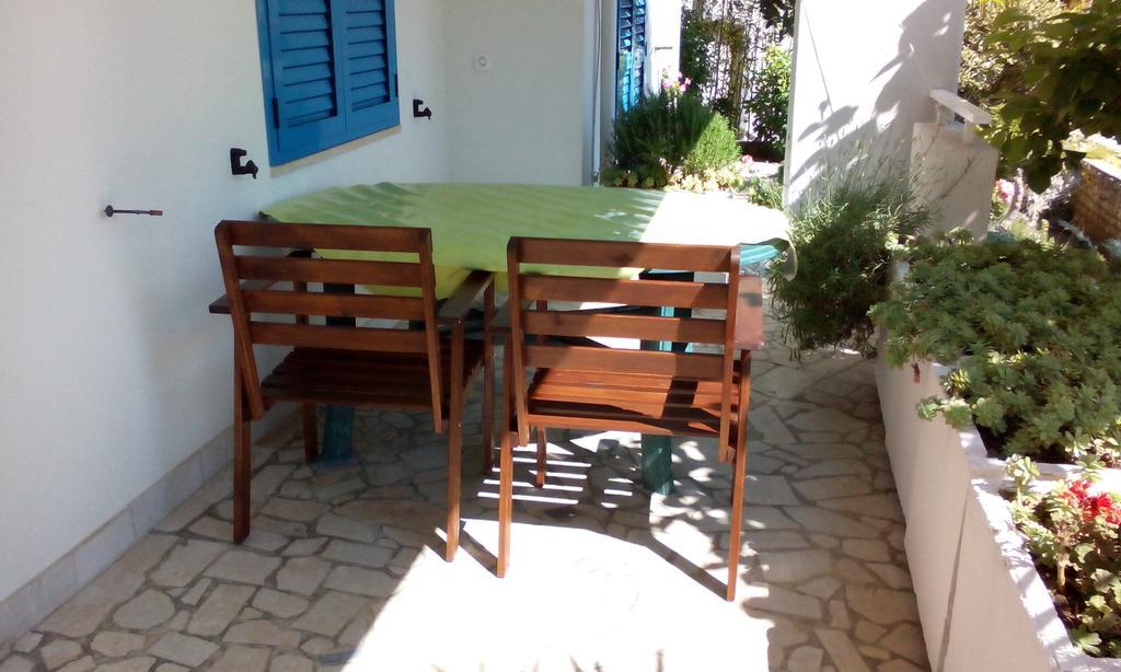 Apartments Mare Losinjska 16 Rabac Værelse billede