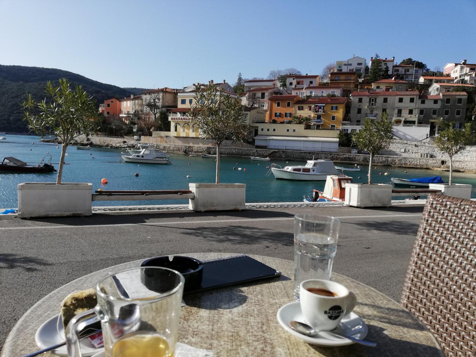 Apartments Mare Losinjska 16 Rabac Eksteriør billede