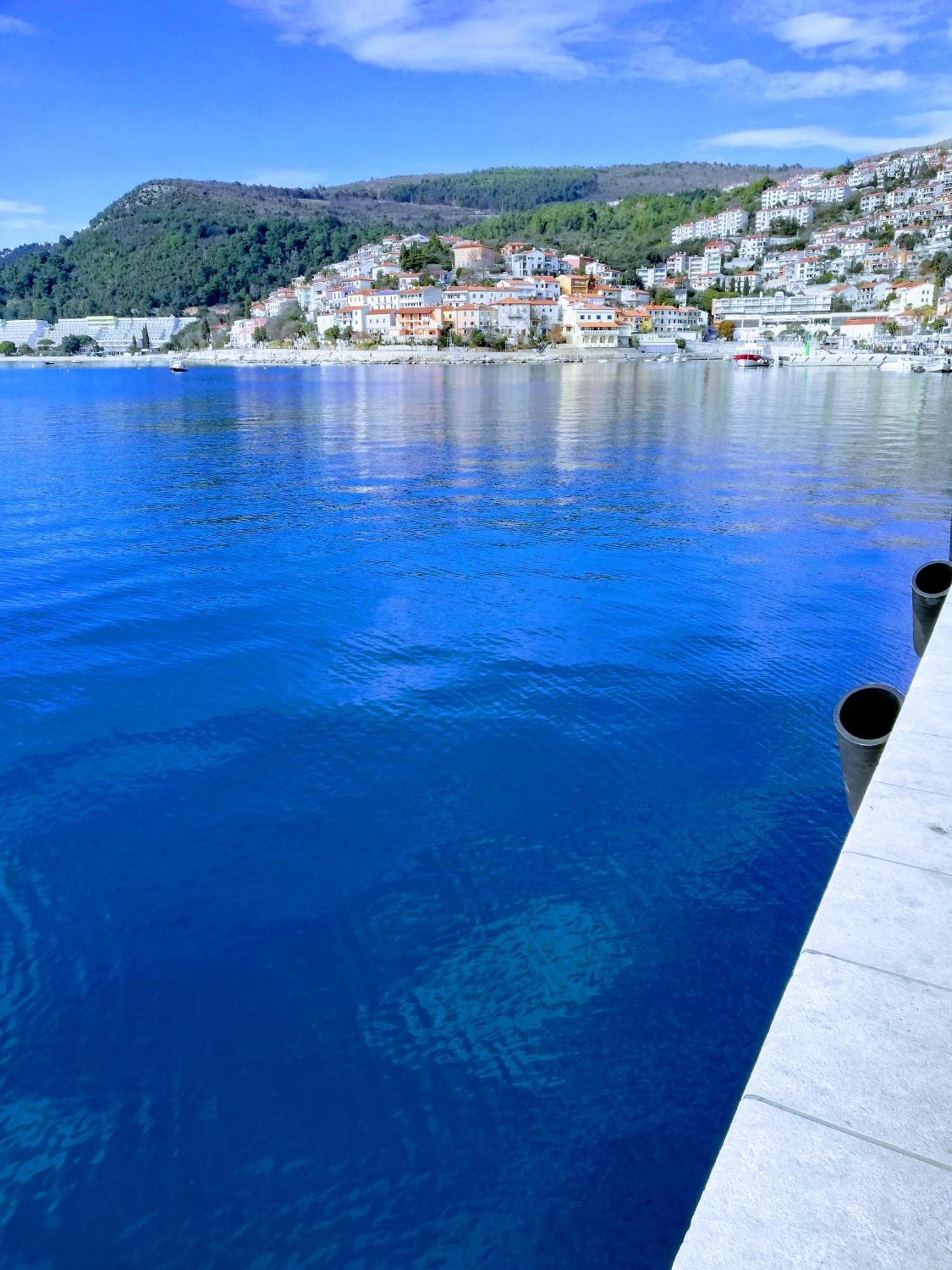 Apartments Mare Losinjska 16 Rabac Eksteriør billede