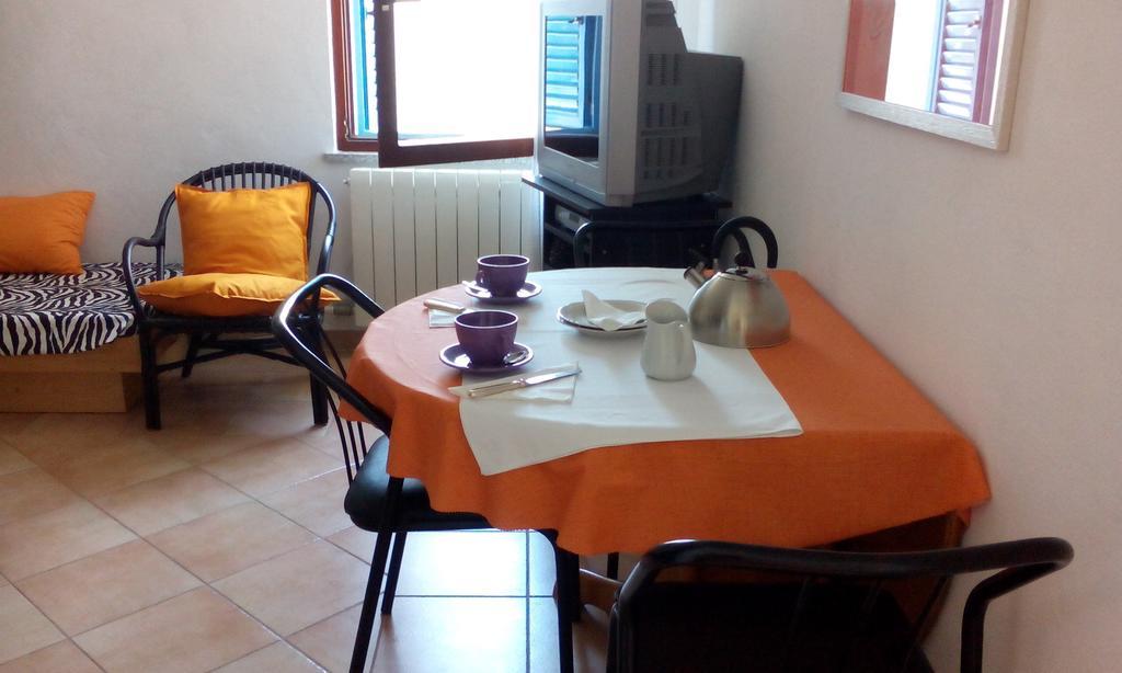Apartments Mare Losinjska 16 Rabac Værelse billede