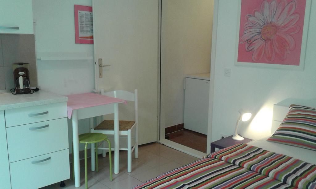 Apartments Mare Losinjska 16 Rabac Eksteriør billede