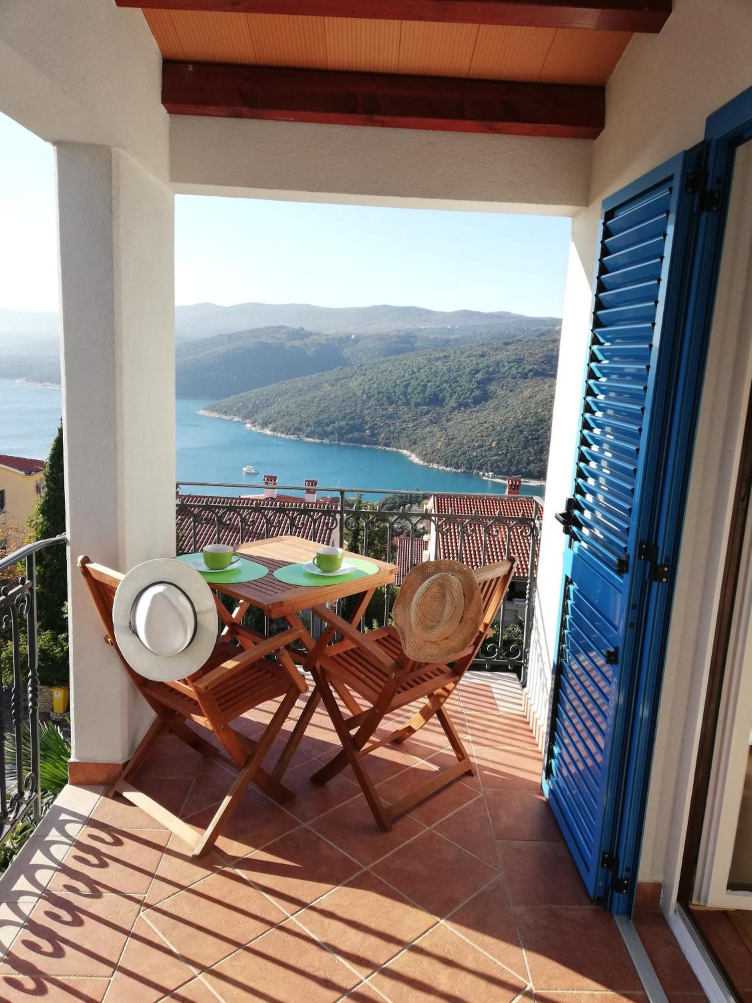 Apartments Mare Losinjska 16 Rabac Eksteriør billede